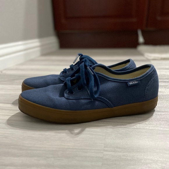 vans blue gum sole